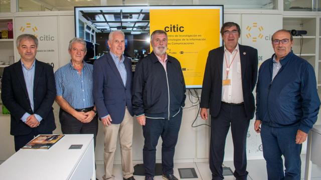 Visita del Colegio de Médicos de A Coruña a las instalaciones del CITIC de la UDC.