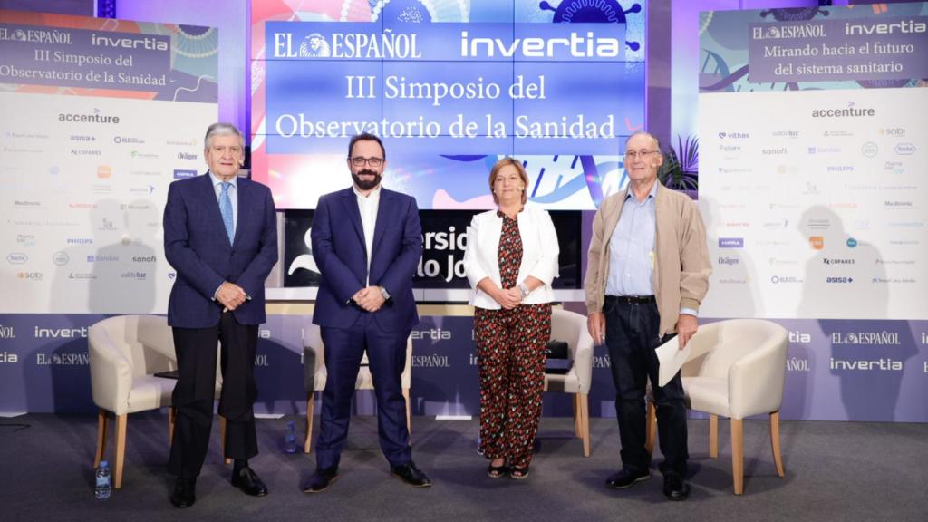 De izquierda a derecha: Enrique Porres (Asisa), Eduardo Ortega (El Español-Invertia), Myriam Pallarés (Muface) y Pedro Cruz (CSIF)