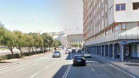 Una mujer herida leve en un accidente entre dos turismos en el paseo marítimo de A Coruña