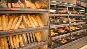 La OCU ha dado las claves para saber cómo detectar cuando el pan es congelado.