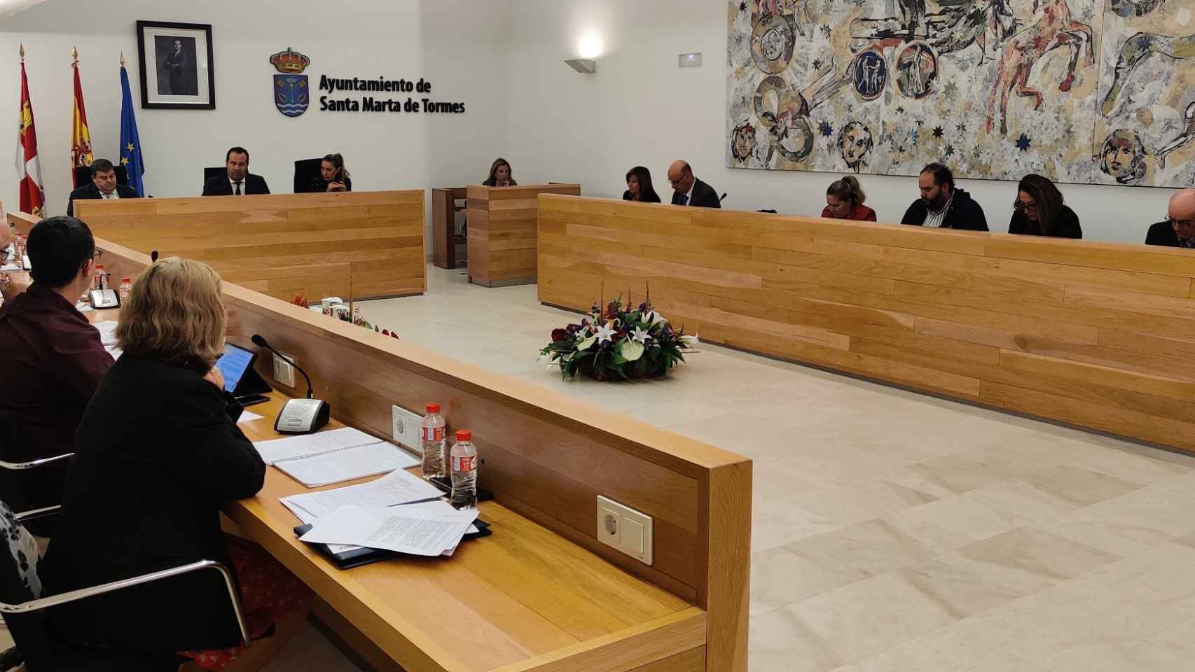 Pleno del Ayuntamiento de Santa Marta correspondiente a septiembre