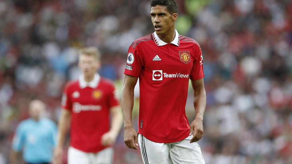 Raphael Varane, disputando un partido con el Manchester United.