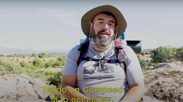 El humorista Rober Bodegas en el último vídeo de Pantomima Full que versa sobre el Camino de Santiago