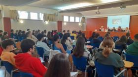 Presentación del Movemento Acampa pola Paz al alumnado de Ciencias da Educación de la UDC.