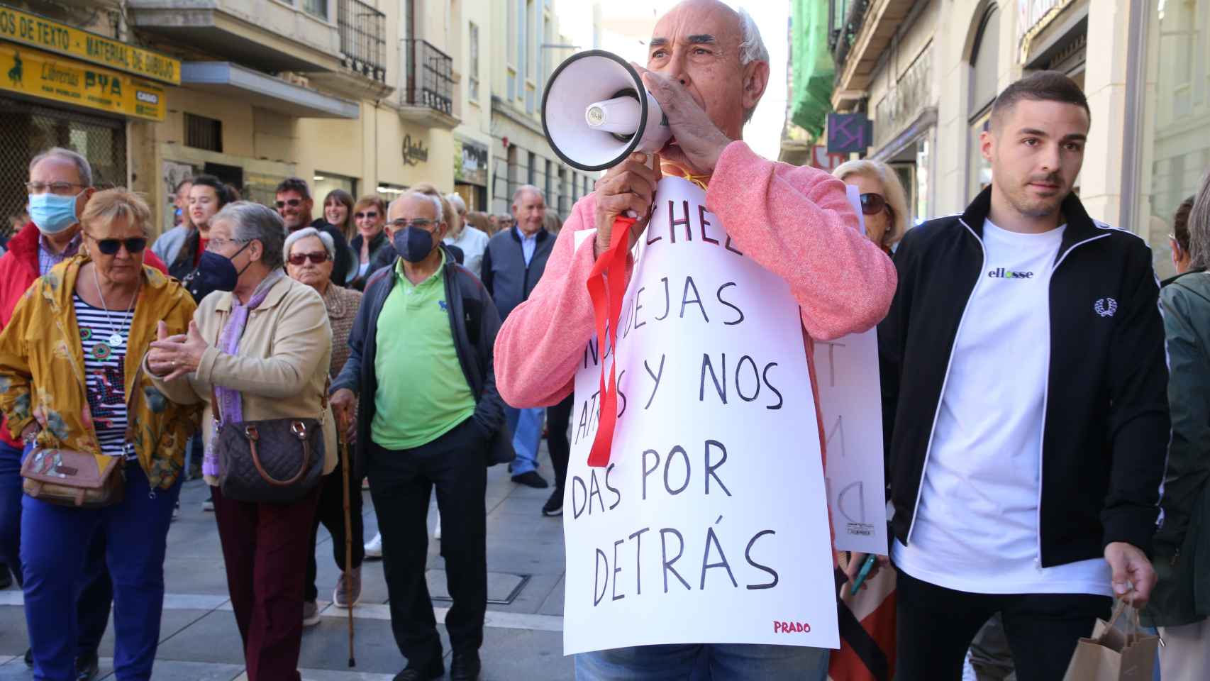Manifestación convocada por representantes de municipios ribereños de las presas de Ricobayo y Almendra