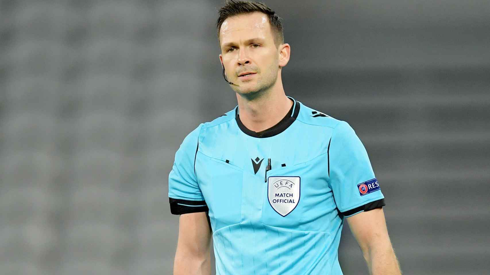 Ivan Kruzliak, árbitro de Eslovaquia de la UEFA