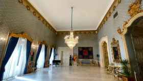 El salón azul es uno de los espacios más reconocidos del palacio barroco del Ayuntamiento.