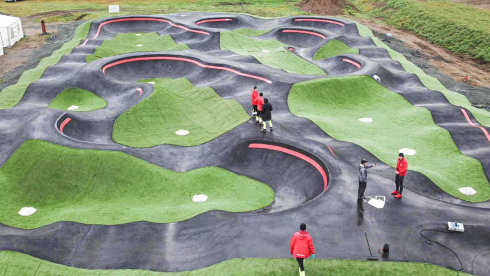 Pista de pump-track.