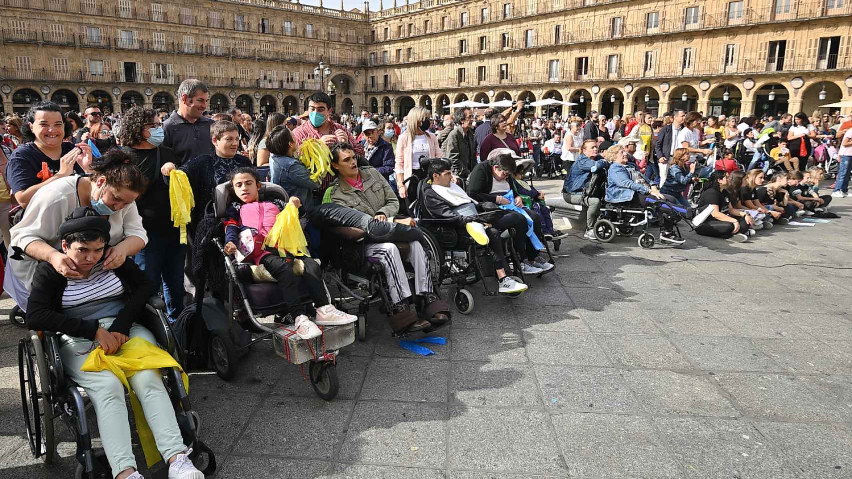 Día Mundial de la Parálisis Cerebral en la Plaza Mayor de Salamanca