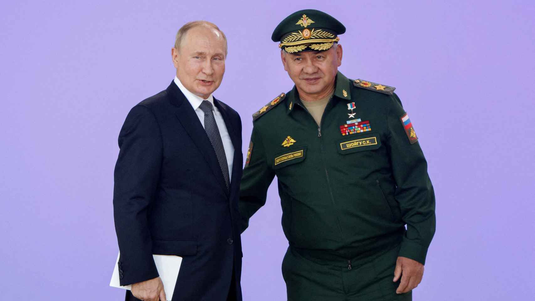 El presidente ruso, Vladimir Putin, y el ministro de Defensa, Sergei Shoigu.