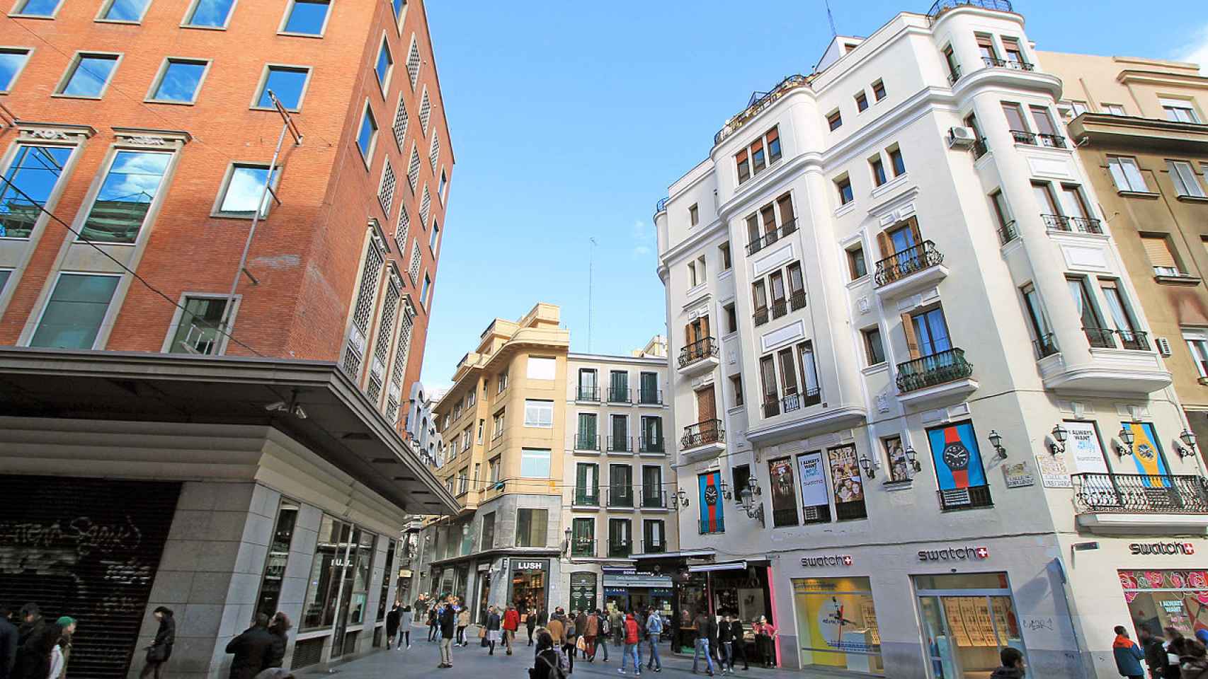 Rompelanzas: la calle más corta y transitada de Madrid.