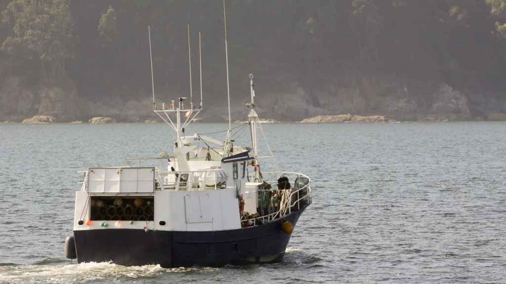 Imagen de un barco pesquero.