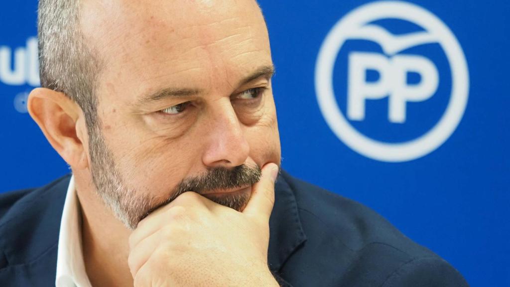 El vicesecretario de Coordinación Autonómica y Local del PP, Pedro Rollán, informa sobre diferentes asuntos de actualidad.