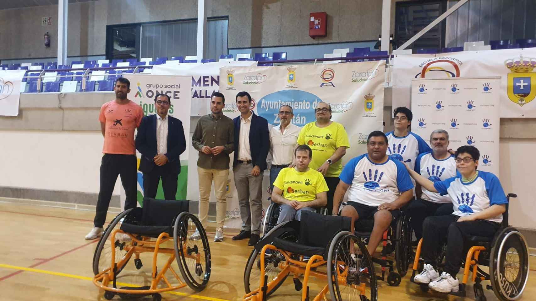 Donación de las dos sillas de ruedas en Zaratán