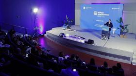 El conselleiro do Medio Rural, José González, en el acto de inauguración de la jornada de presentación de resultados del proyecto de aldeas inteligentes.