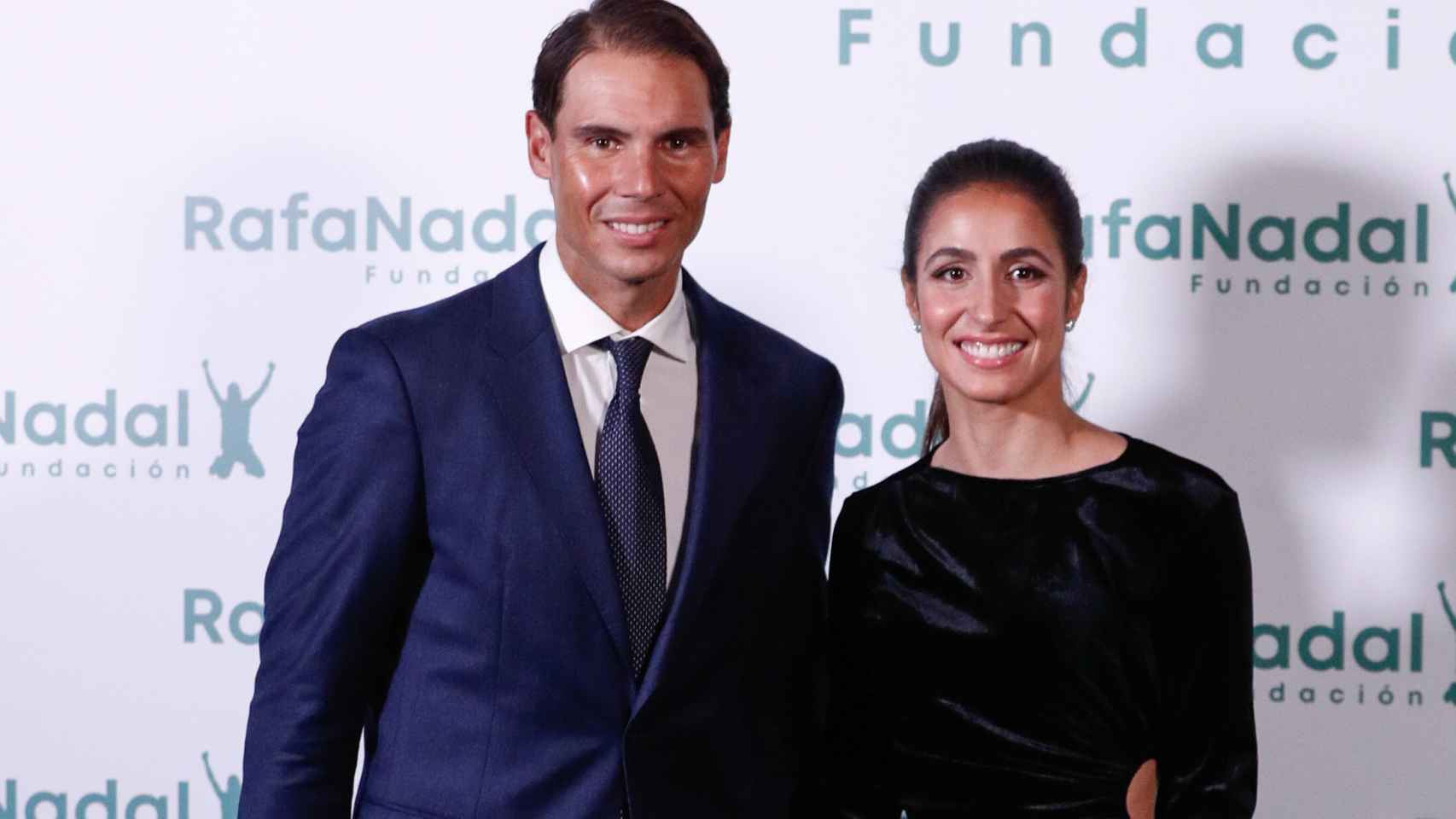 Rafa Nadal y su mujer, Xisca, en una imagen tomada en noviembre de 2021.