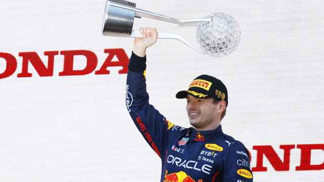 Max Verstappen, celebrando el triunfo en el Gran Premio de Japón de la F1 2022 y su segundo Mundial