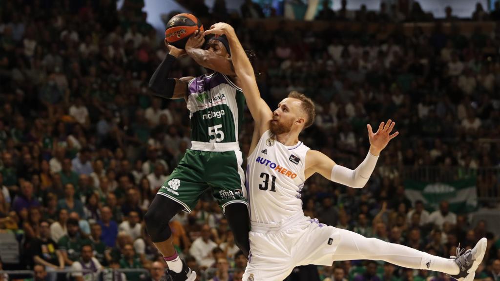 Unicaja 71 Real Madrid 76.