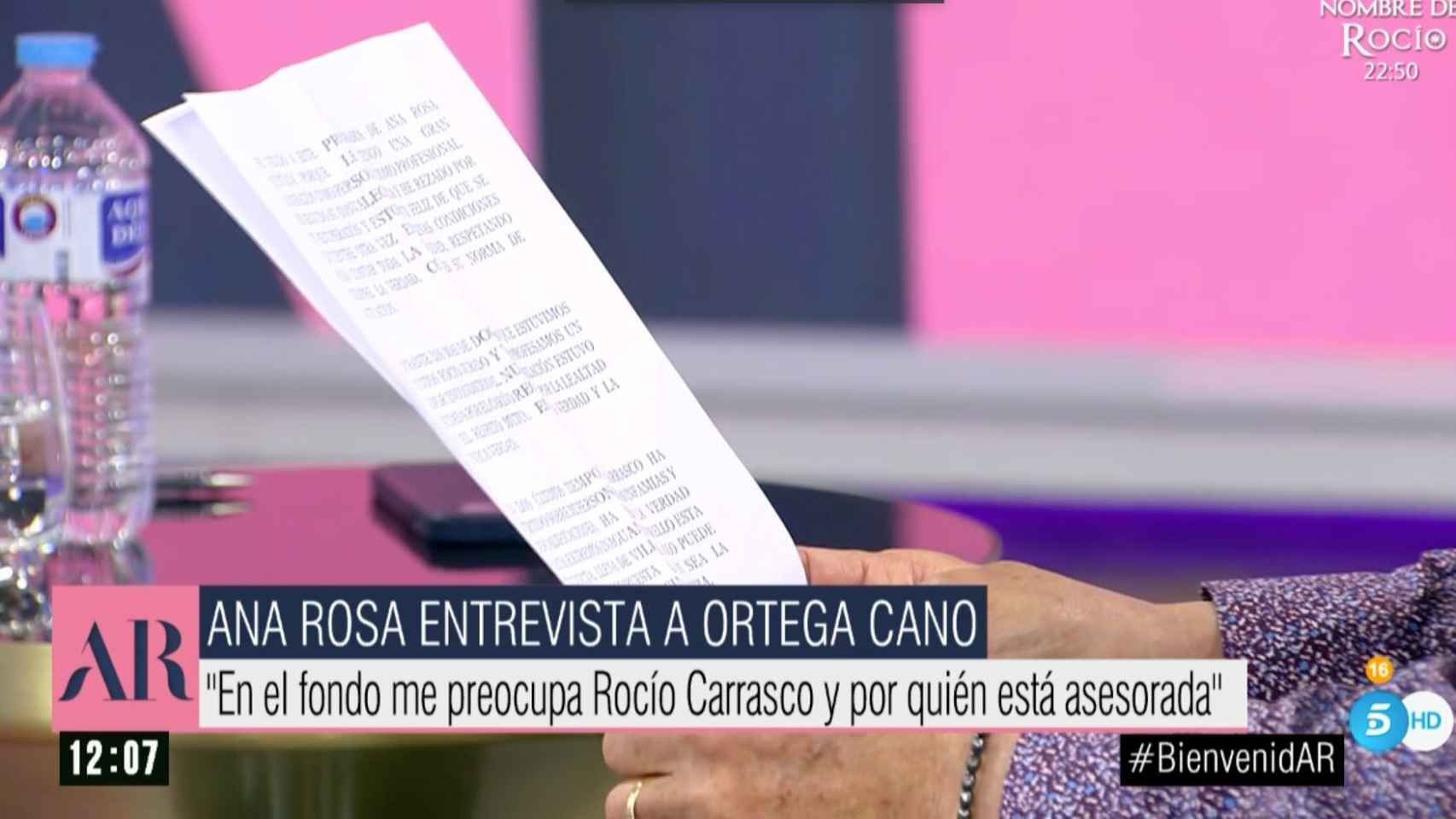 José Ortega Cano ha respondido a Rocío Carrasco leyendo un escrito en directo.