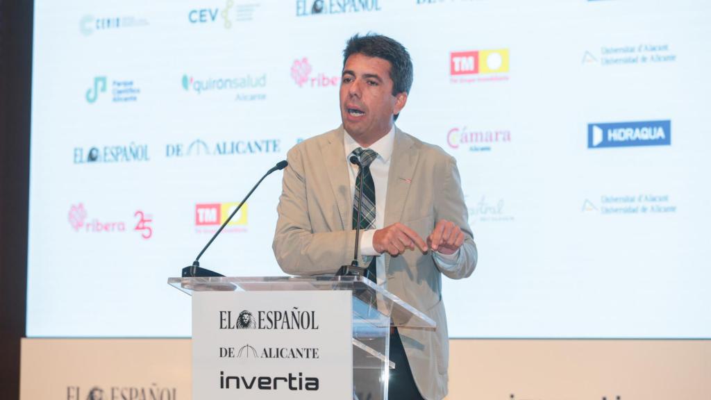 Carlos Mazón, presidente de la Diputación de Alicante, durante su intervención.