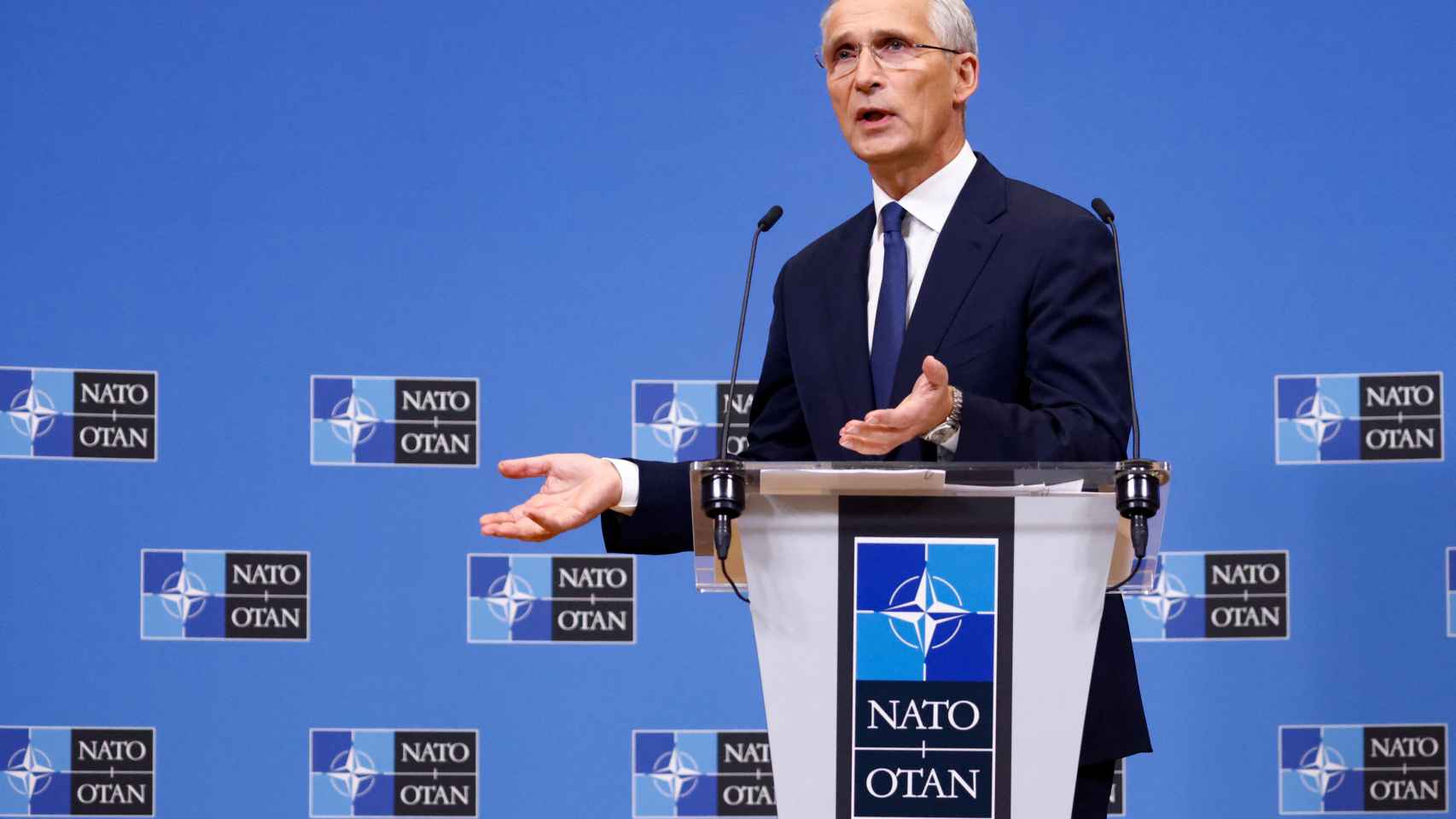 El secretario general de la OTAN, Stoltenberg, da una conferencia de prensa en Bruselas.