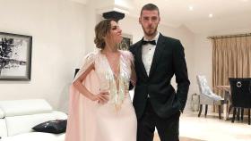 Edurne y David de Gea, en uno de sus salones de Mánchester.