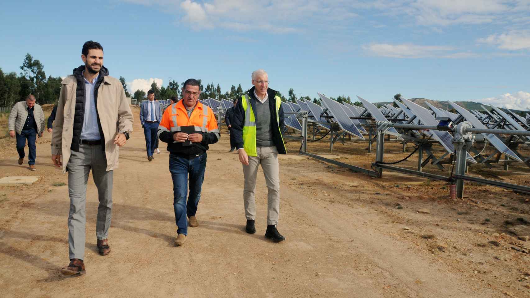 Francisco Conde durante una visita a las instalaciones de Raiola Future, en Vilardevós (Ourense).