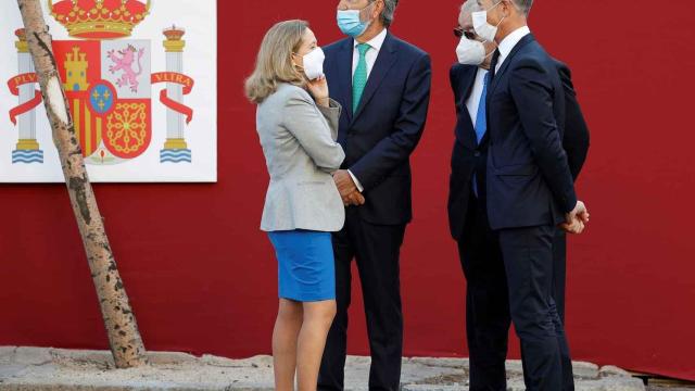 Lesmes, en el desfile de la Fiesta Nacional del pasado año, junto a la vicepresidenta Calviño, el presidente del Senado y el entonces presidente del TC./