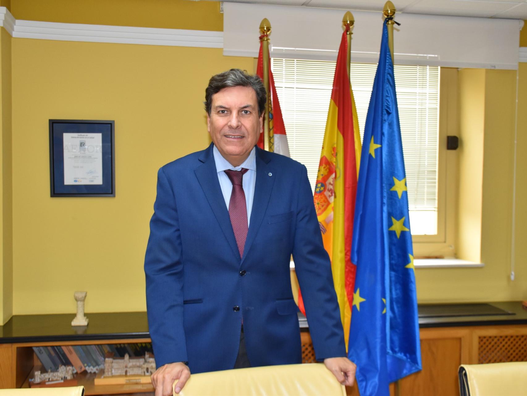 Carlos Fernánez Carriedo, consejero de Economía y Hacienda, en un momento de la entrevista