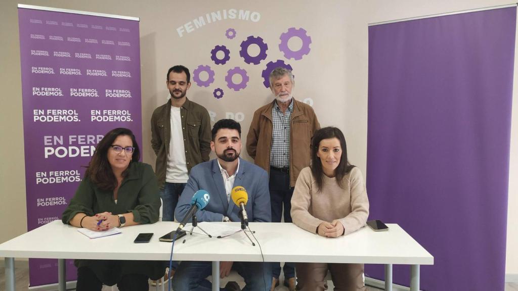 Rueda de prensa de la formación esta mañana, con Borja San Ramón en el centro de la imagen