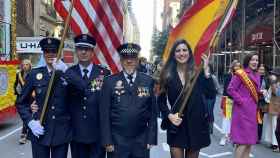 Una agente de la Policía Local de Málaga, abanderada en el desfile Columbus Day en Nueva York