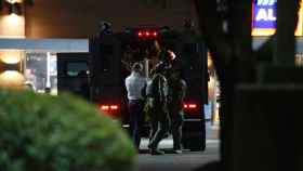 Cinco muertos, entre ellos un policía, en un tiroteo en Raleigh (EEUU)
