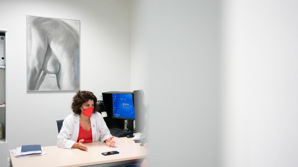 Cristina Romero, en su consulta del Hospital Universitario de Toledo.