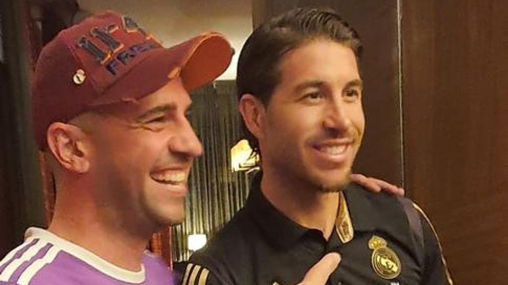 Santiago se fotografía junto a Sergio Ramos