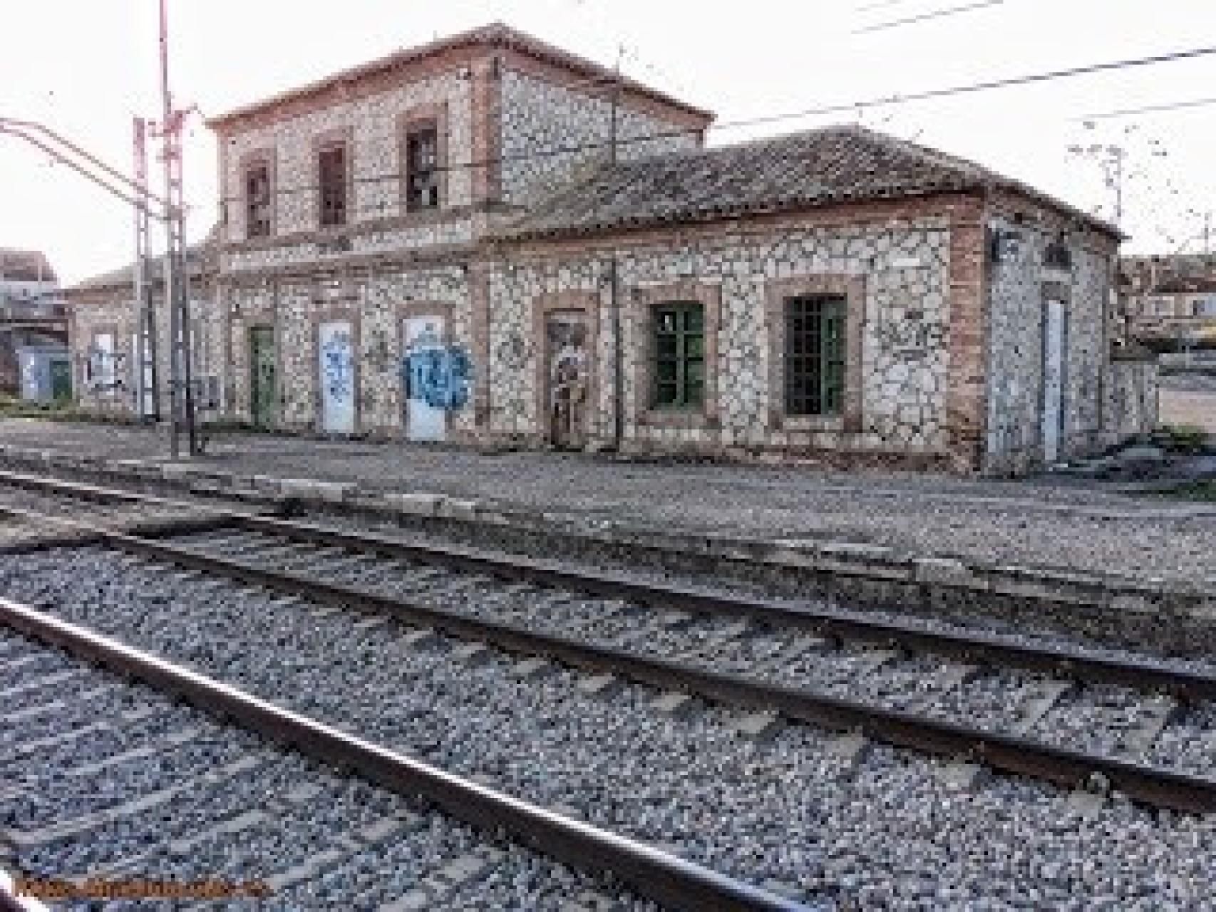 El apeadero de Renfe en Seseña no tiene uso desde 2007.