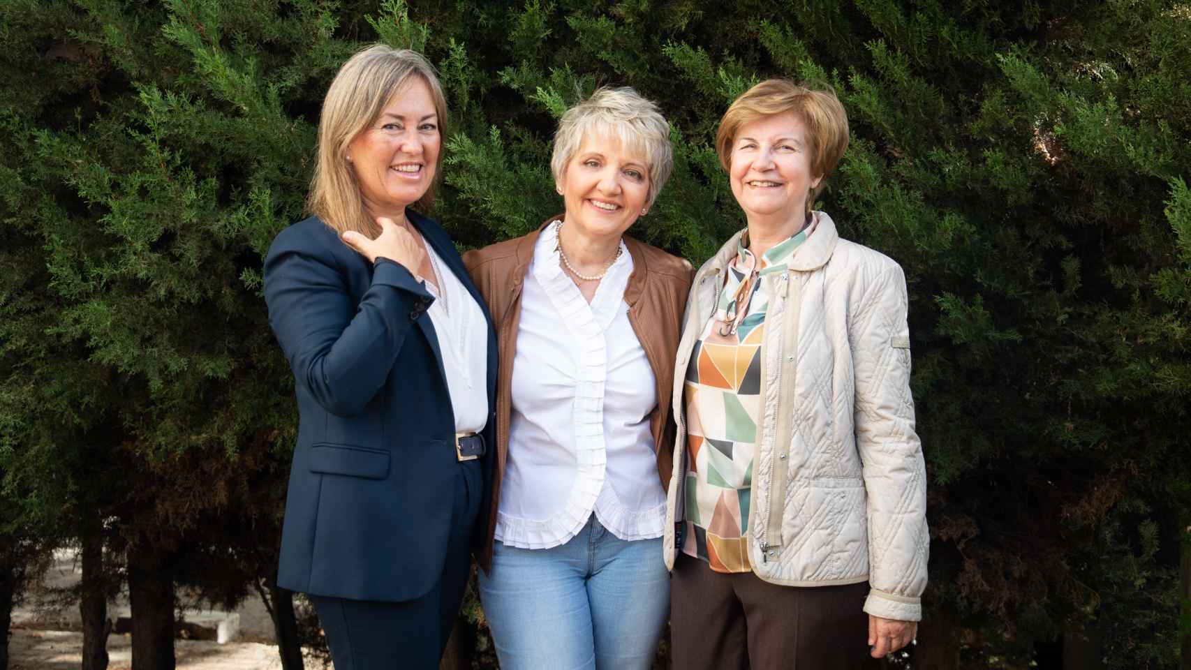 Mari Paz, Mari Ángeles y Anabel han superado un cáncer de mama.
