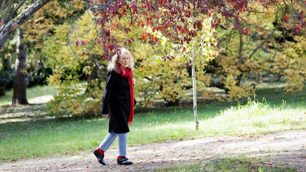 La escritora francesa Annie Ernaux, la última ganadora del premio Nobel de Literatura.