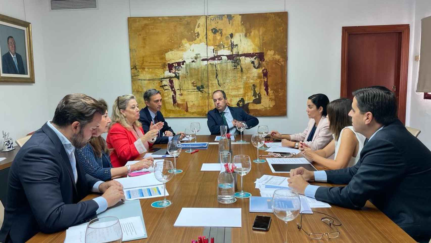 Reunión de los diputados nacionales del PP con la Cámara de Comercio de Alicante.