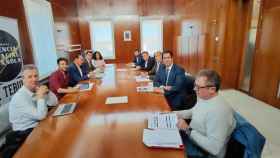 Reunión del comité técnico de la candidatura de Teruel, reunida para decidir la presentación del recurso contencioso-administrativo.