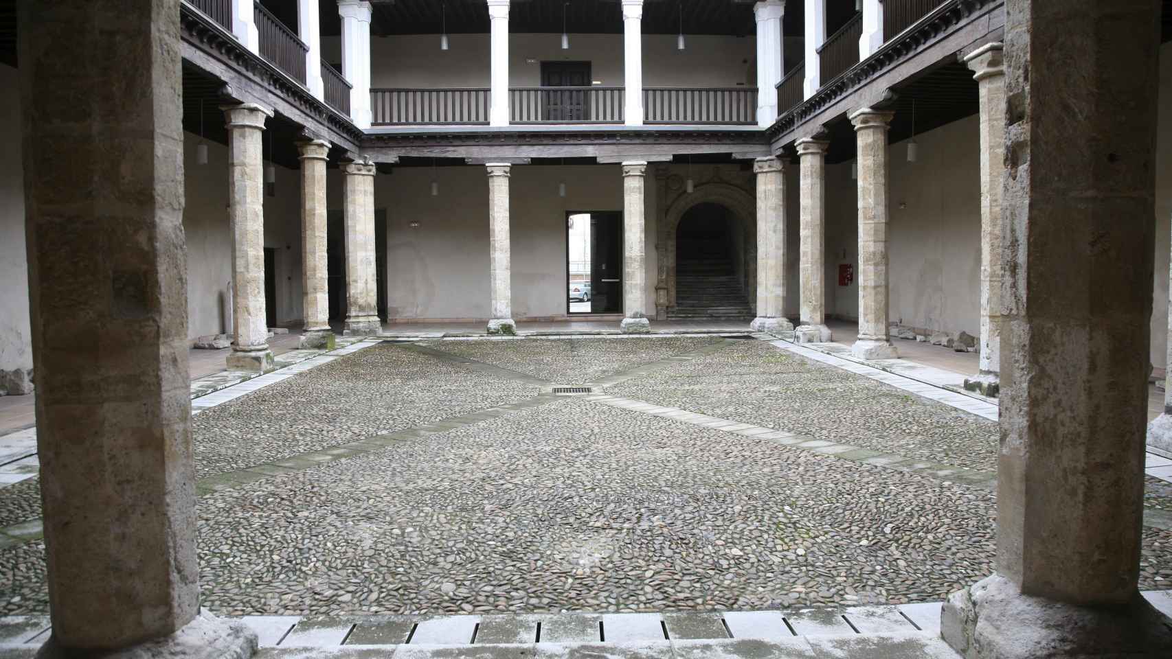 Patio del Palacio de los Vivero.