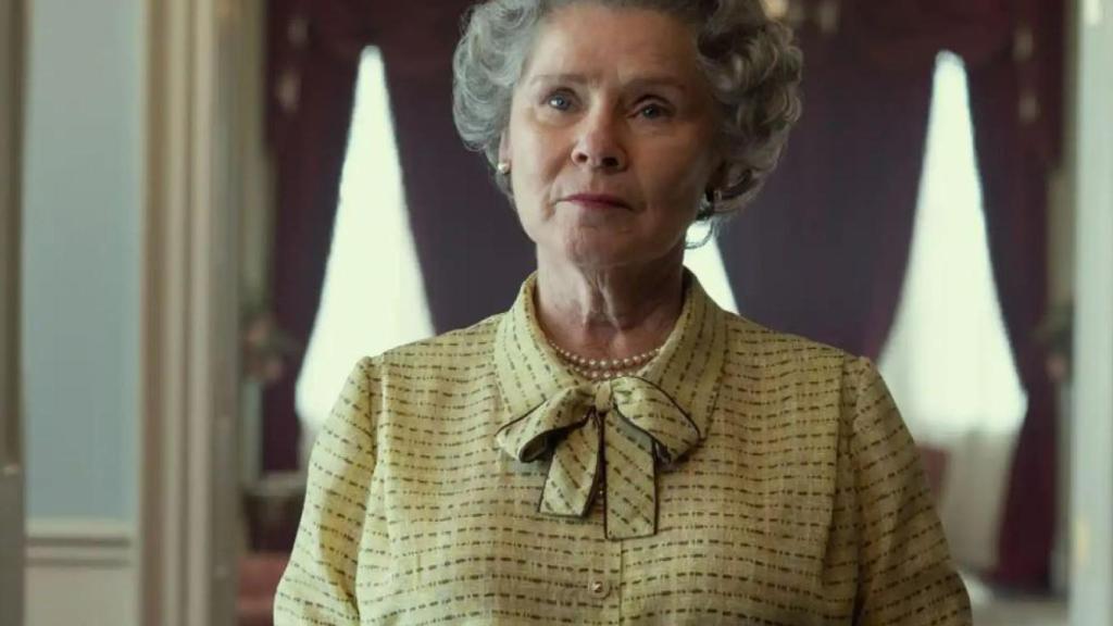 Imelda Staunton toma el relevo de Olivia Colman en el papel de la reina esta temporada.