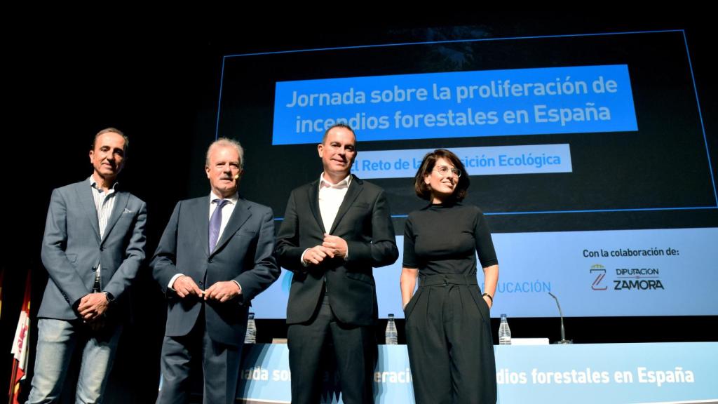 Jornada sobre la Proliferación de los Incendios Forestales en España, con Manuel Campo Vidal y la Diputación de Zamora