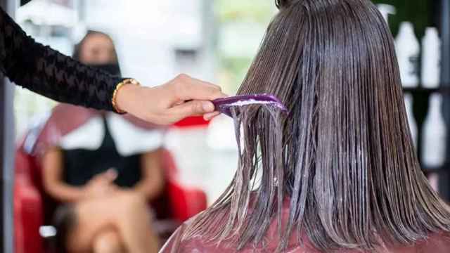 Alerta médica: asocian los productos para alisar el pelo con un 80% más de riesgo de cáncer de cérvix