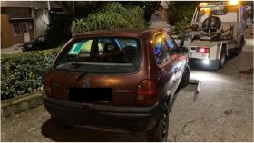 Un conductor ebrio golpea a otro que estaba aparcado en A Coruña y trata de huir