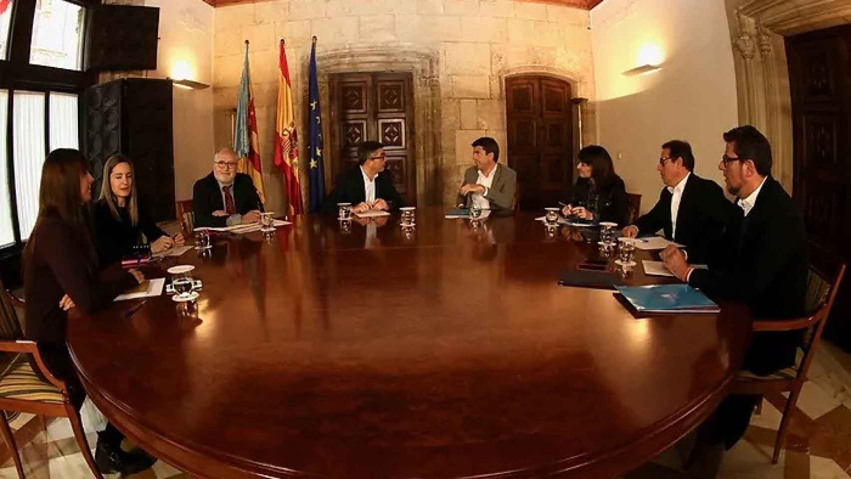 Reunión entre la Diputación y la Generalitat para negociar el Fondo y las competencias impropias.