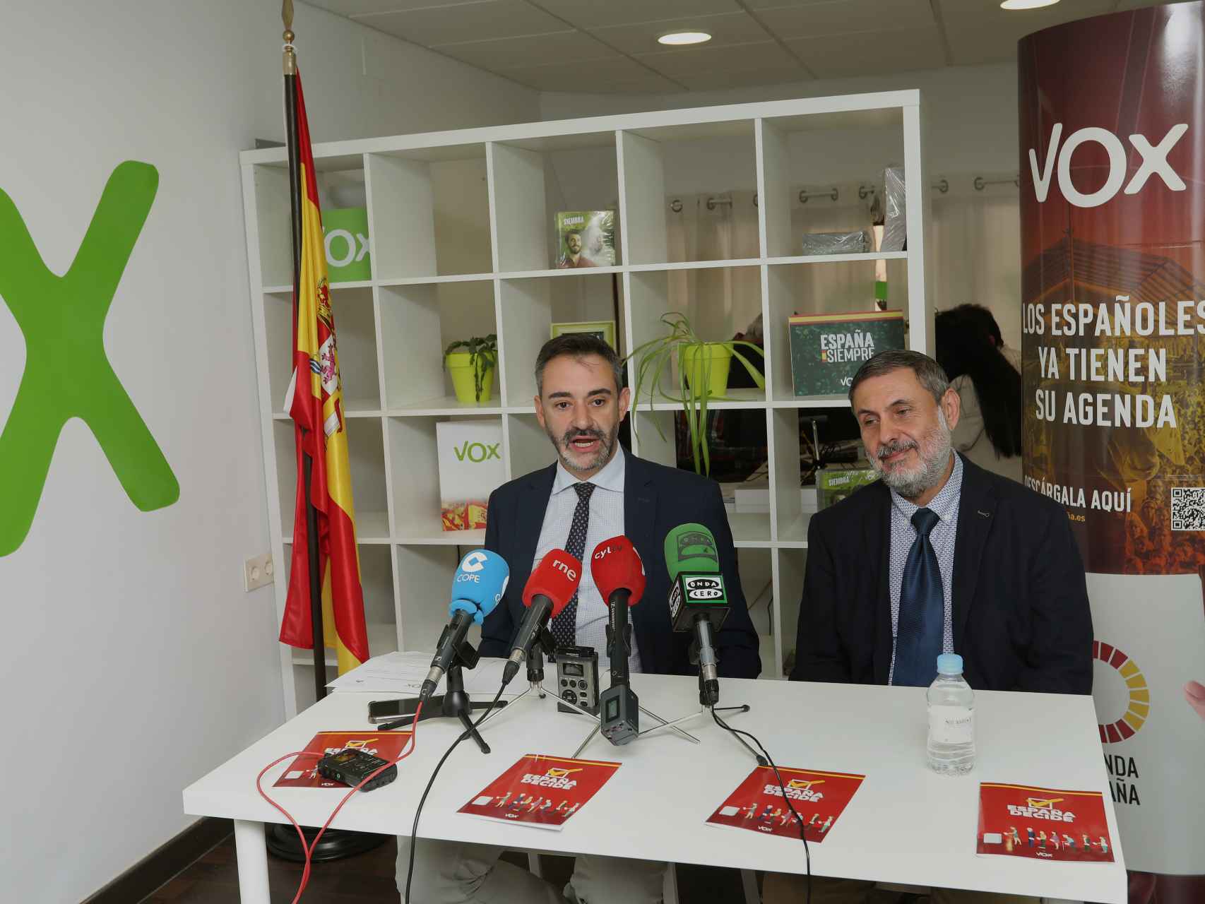 El procurador de Vox David Hierro durante la presentación de la PNL, este miércoles en Palencia.