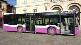 Imagen de archivo de un autobús urbano de Palencia.