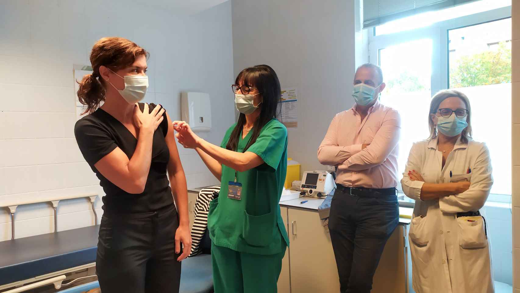 Clara San Damián se vacuna contra la gripe
