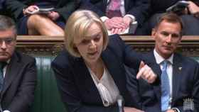 La primera ministra del Reino Unido, Liz Truss, este miércoles en el Parlamento británico.