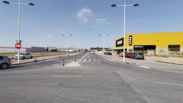 La mujer ha fallecido tras un accidente de tráfico en la avenida Jesús Navarro, en la imagen.